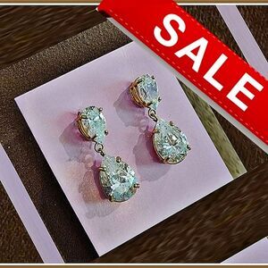 Cubic #Zirconia #CZ Gold Tone Lux 2 Stone Pear Shaped Lightweight Drop Earrings